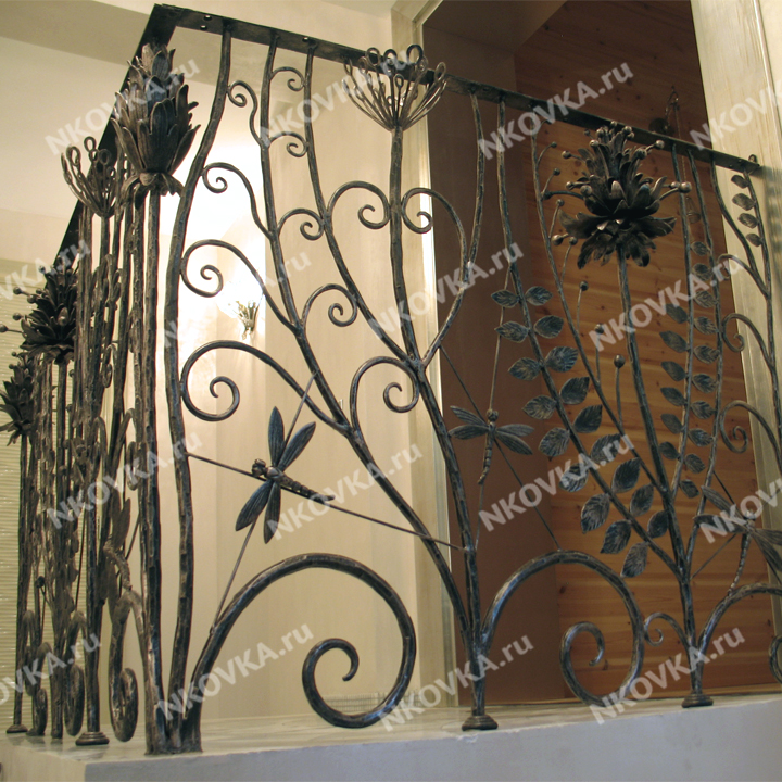 Металлические перила выдержка стиля и безопасности